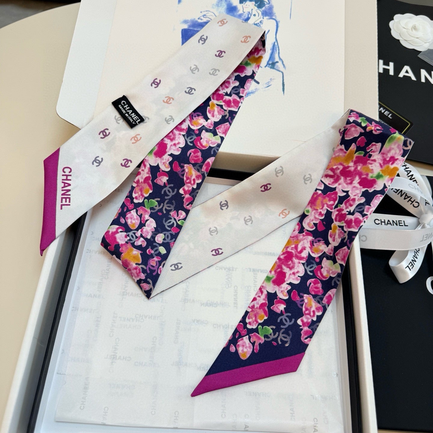 CC Twilly Small Scarf 120cm Silk 825670