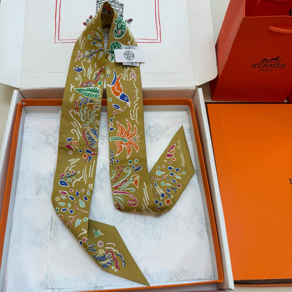 HM Twilly Small Silk Scarf 825650