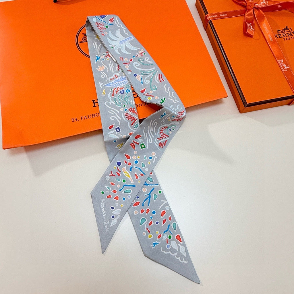 HM Twilly Small Silk Scarf 825648