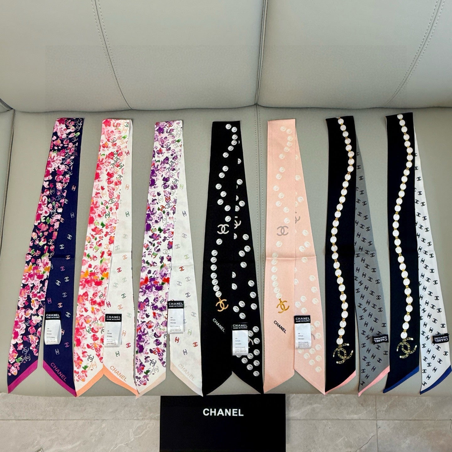 CC Twilly Small Scarf 120cm Silk 828827