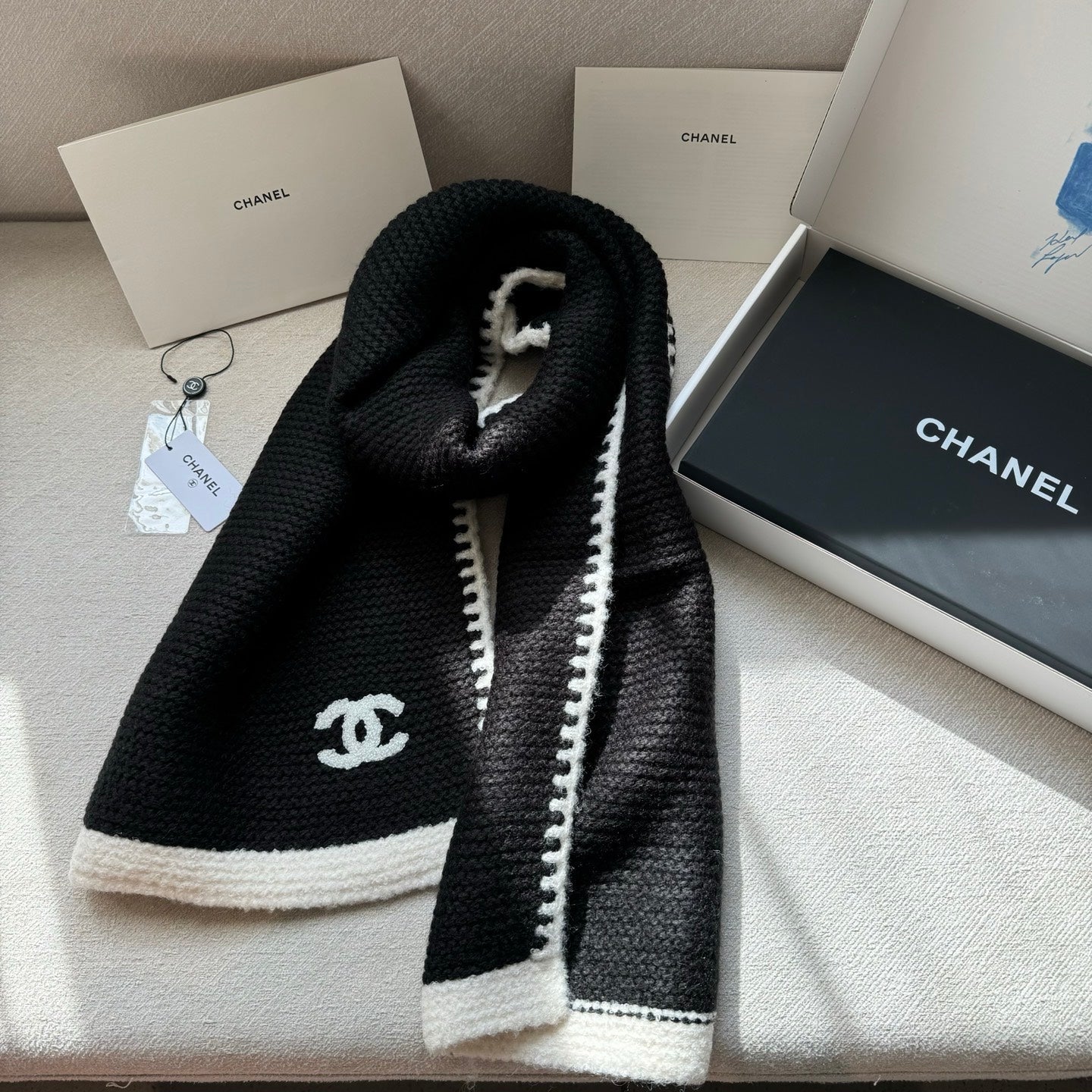 CC Knitted Long Scarf Black Cashmere 828772