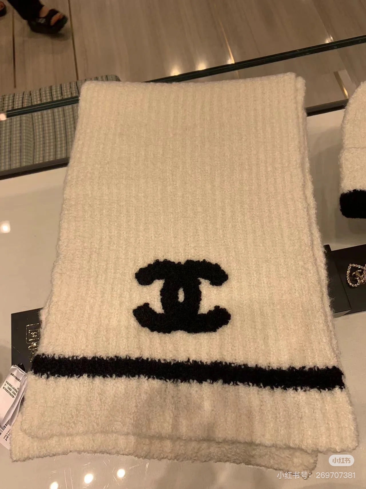 CC Knitted Long Scarf 170cm White Cashmere 828768