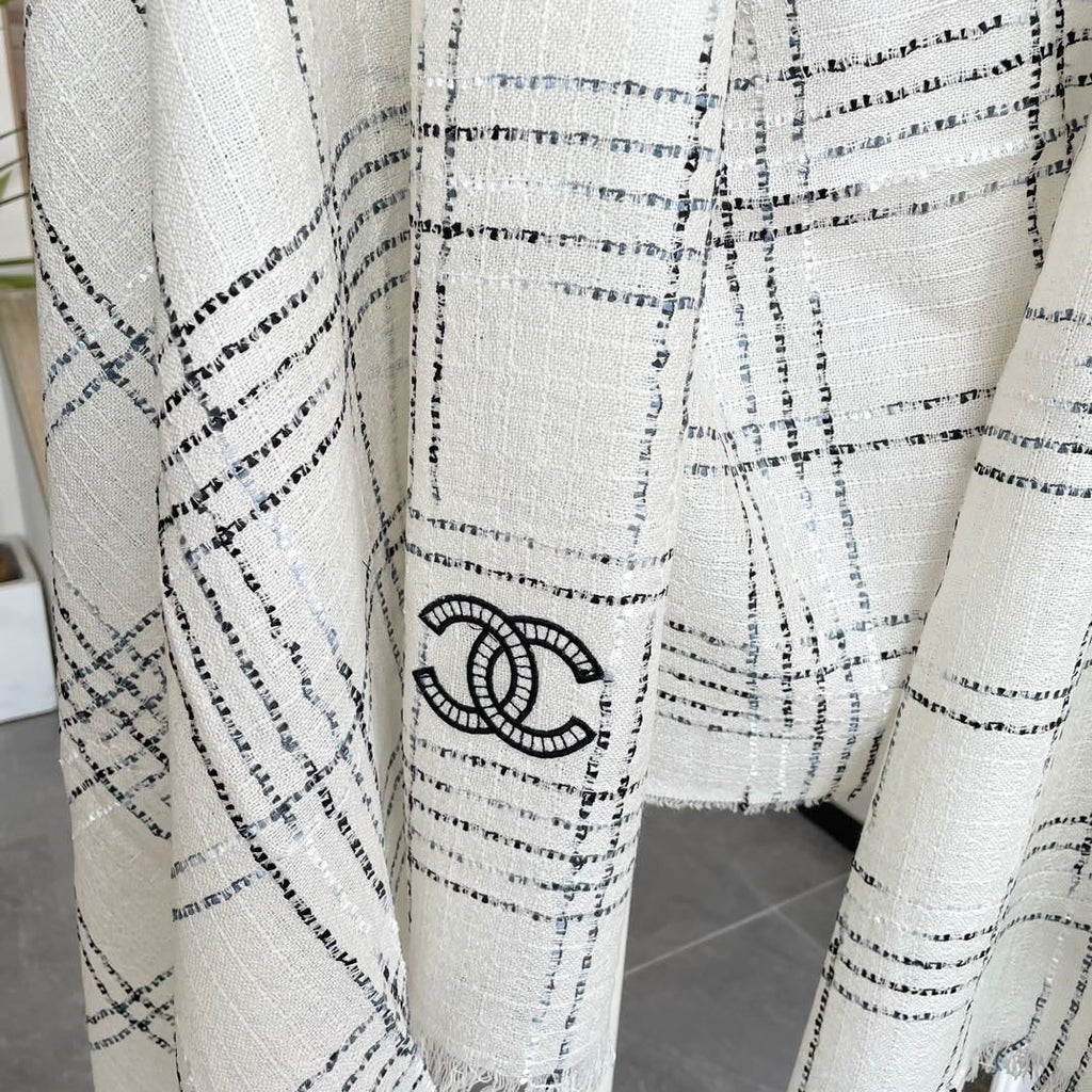 CC Plaid Long Scarf 200cm White Cashmere 828751