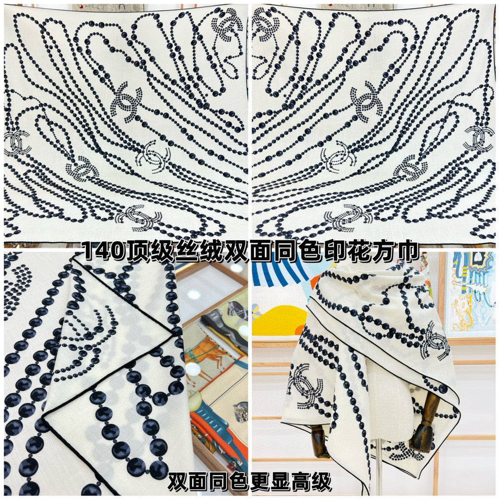 CC Double-Sided Velvet Square Scarf 140cm White Cashmere 828703