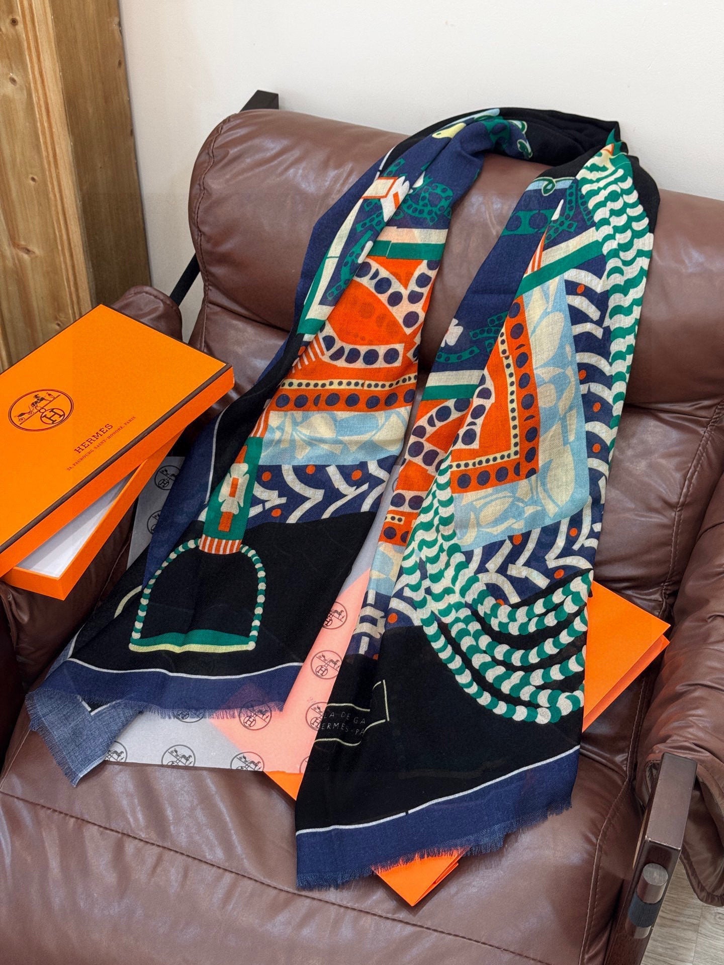 HM Saddle Long Scarf 200cm Blue Cashmere 828663