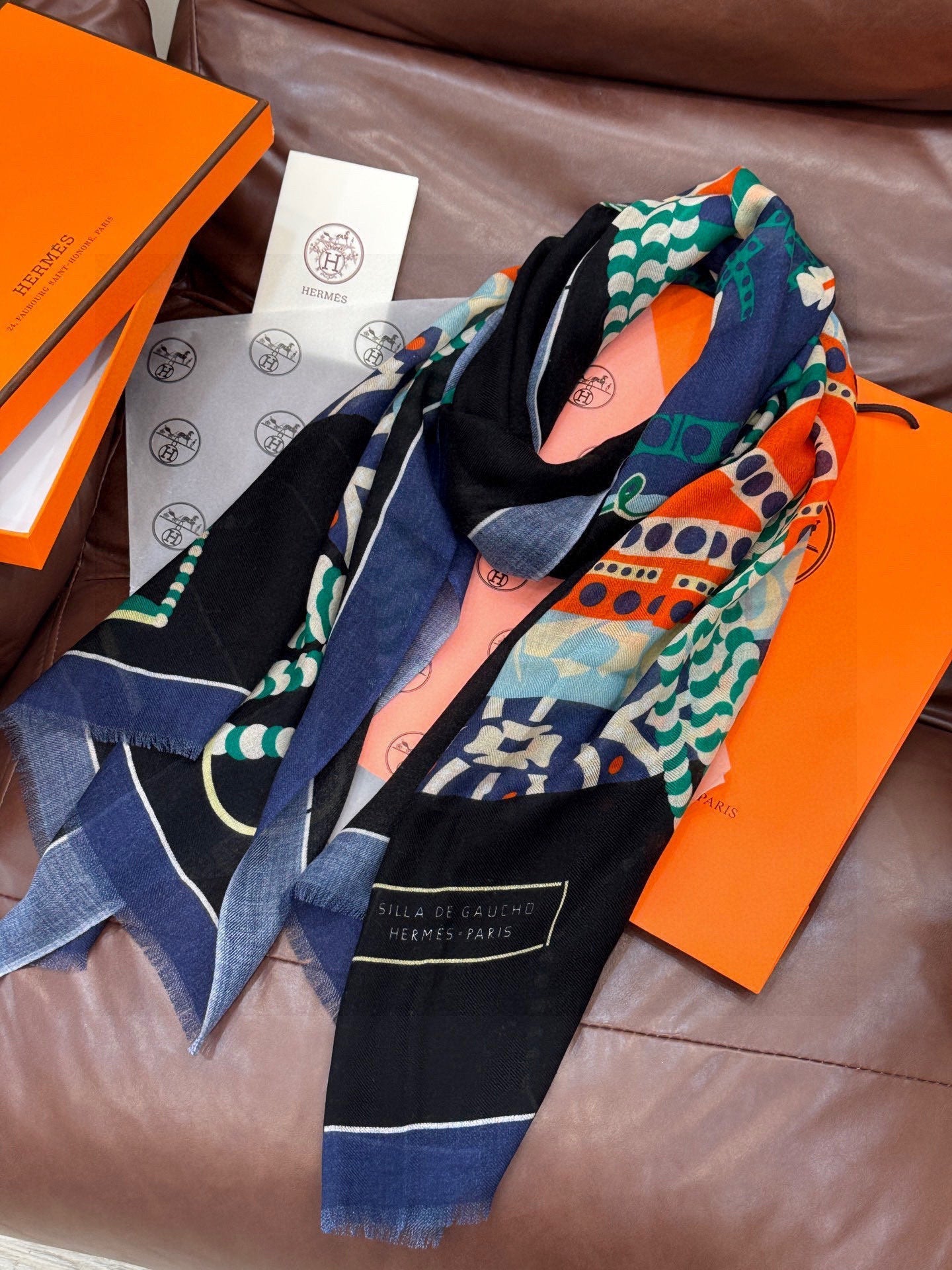 HM Saddle Long Scarf 200cm Blue Cashmere 828663