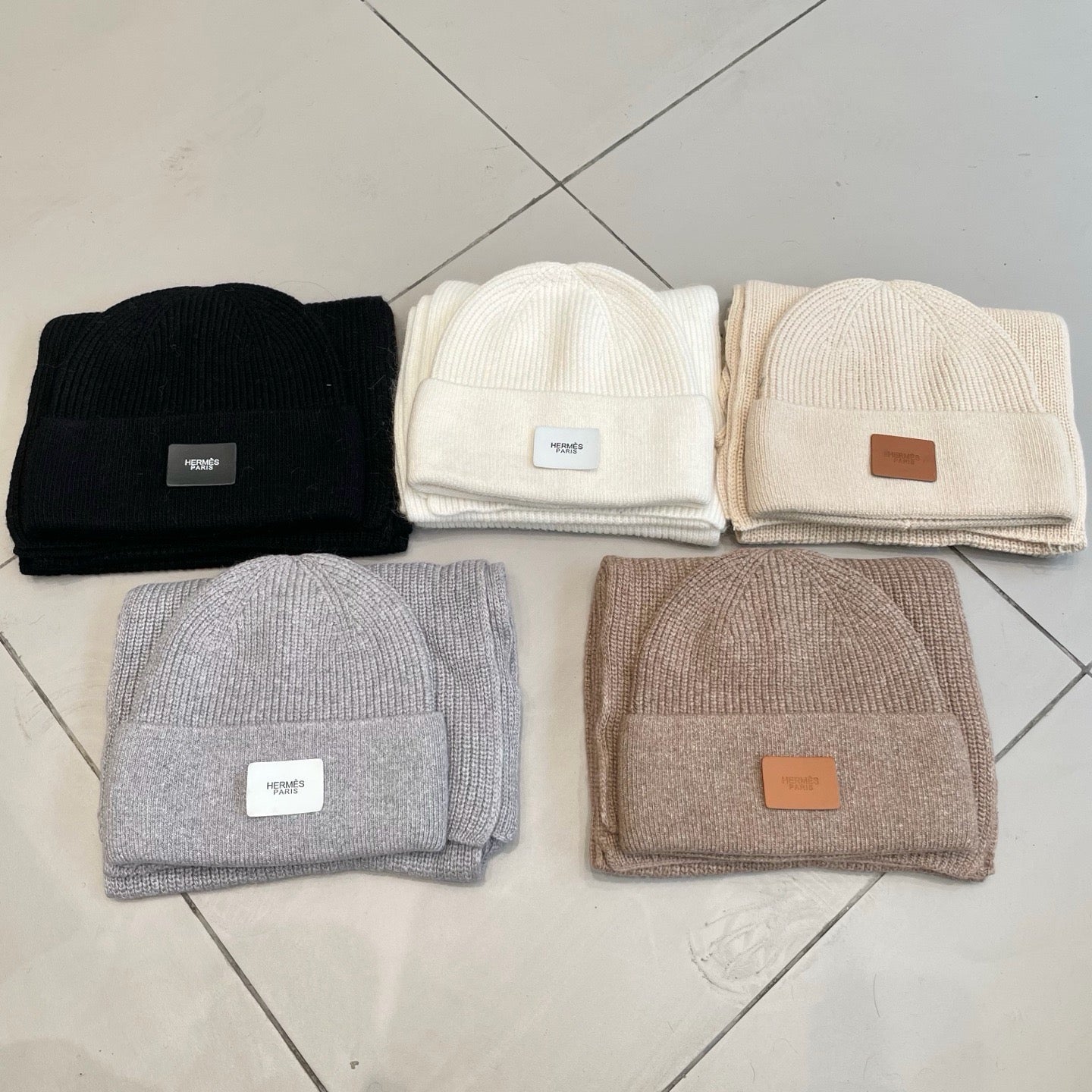 Hermes Classic Hat & Scalf Set Brown Rabbit Fur 980202