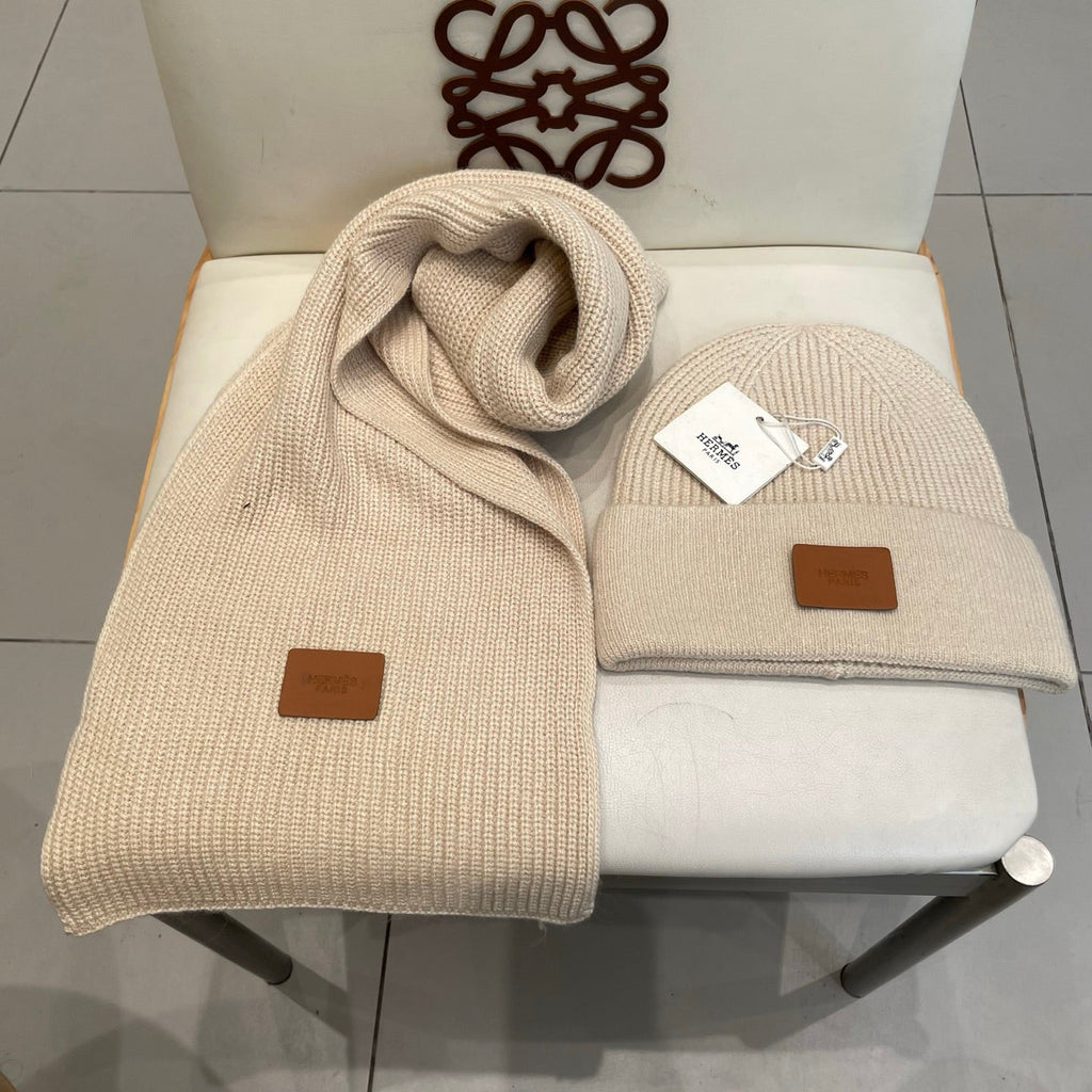 Hermes Classic Hat & Scalf Set Cream Rabbit Fur 980199