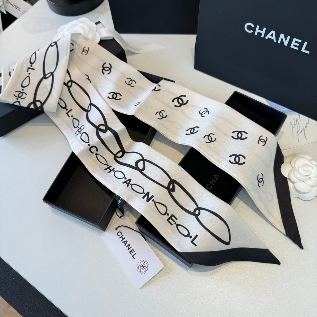 CC Twilly Mini Scarf White Silk Twill 290521