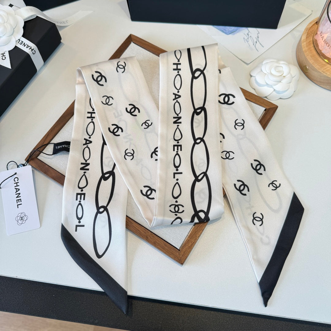 CC Twilly Mini Scarf White Silk Twill 290521
