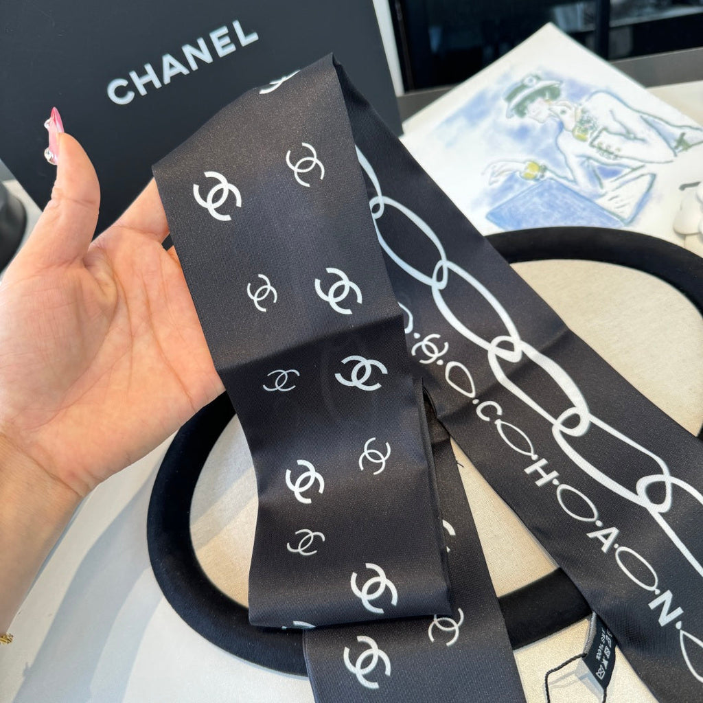 CC Twilly Mini Scarf Black Silk Twill 290520