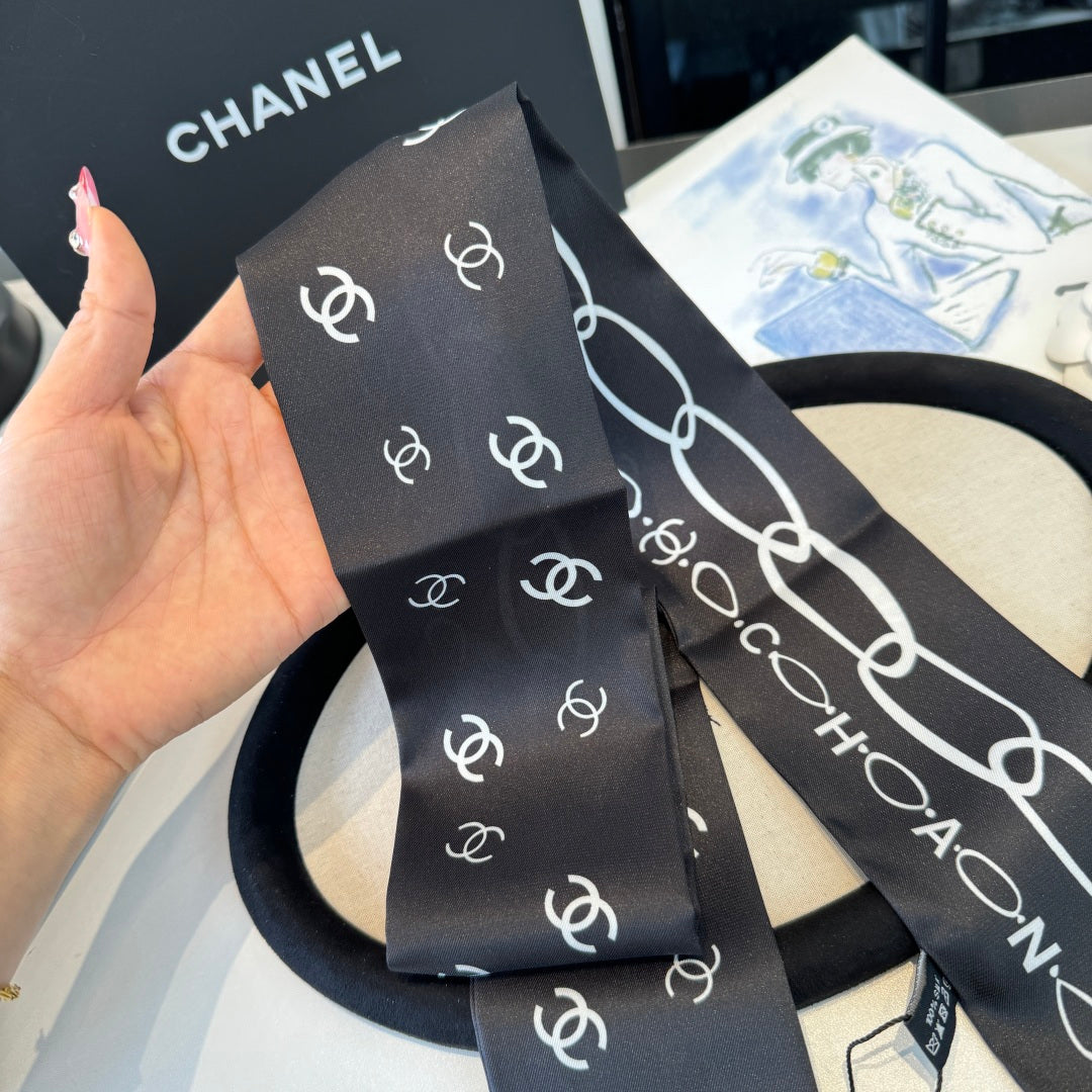 CC Twilly Mini Scarf Black Silk Twill 290520