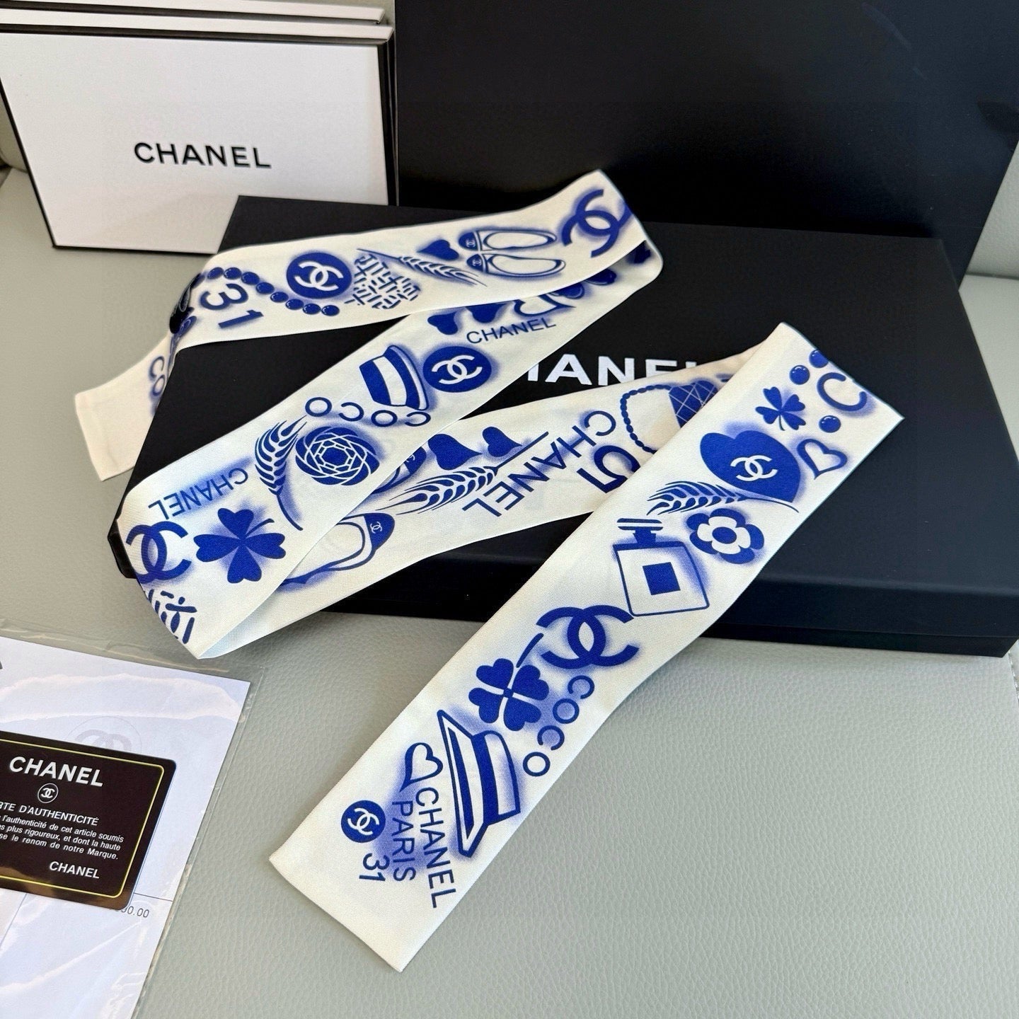 CC Twilly Mini Scarf White Blue Silk Twill 293695