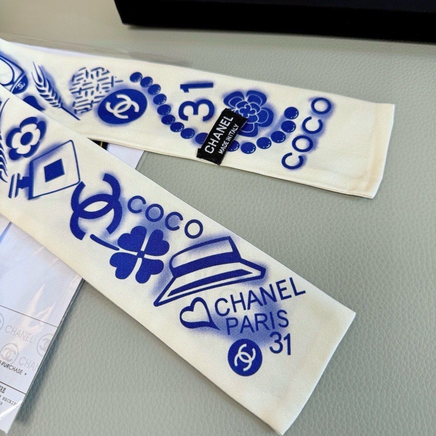 CC Twilly Mini Scarf White Blue Silk Twill 293695