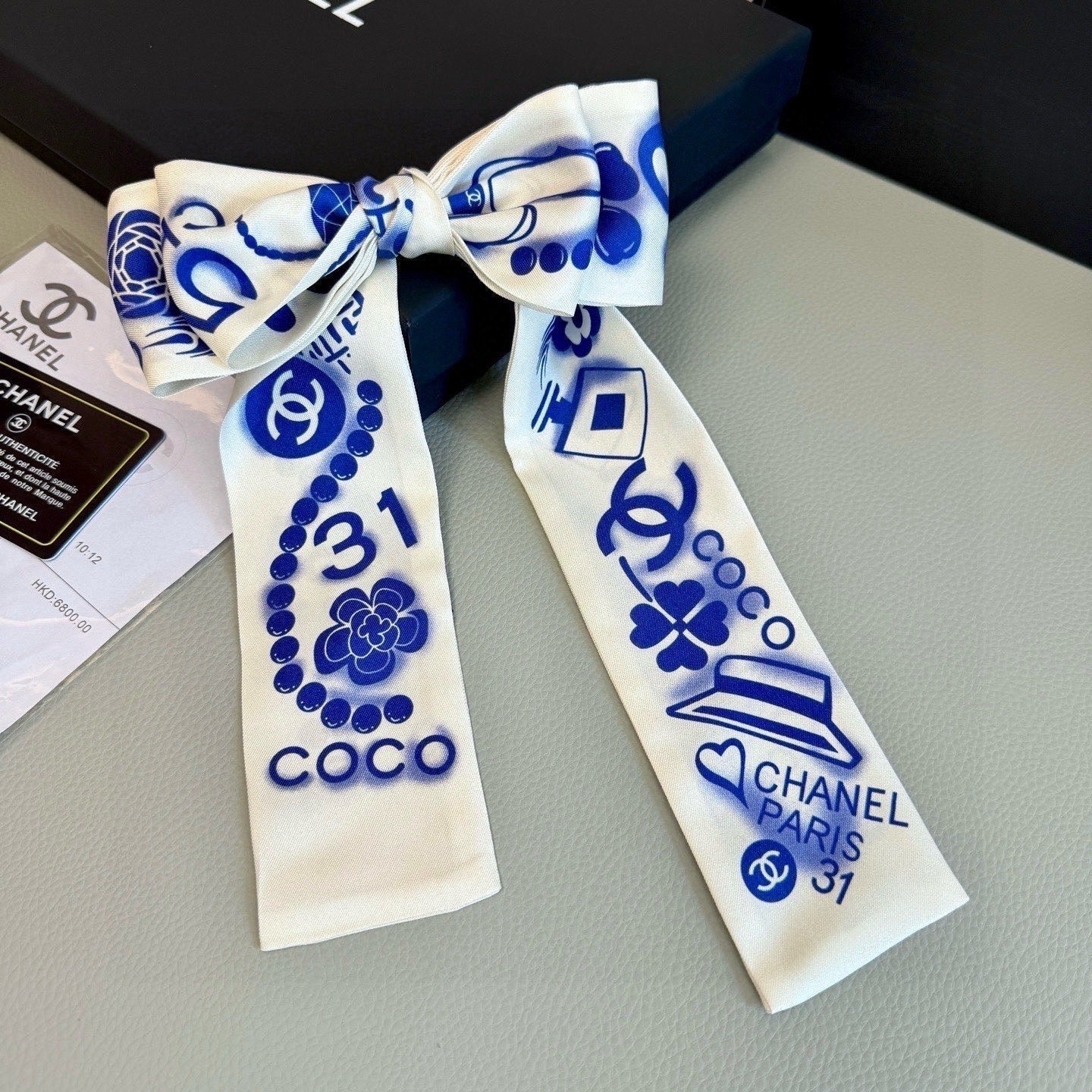 CC Twilly Mini Scarf White Blue Silk Twill 293695