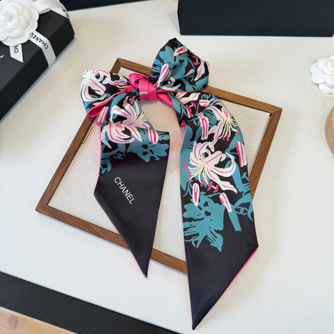CC Twilly Mini Scarf Black Green Pink Silk 280927