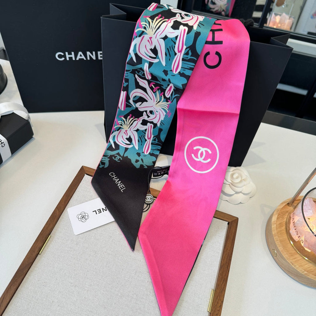 CC Twilly Mini Scarf Black Green Pink Silk 280927