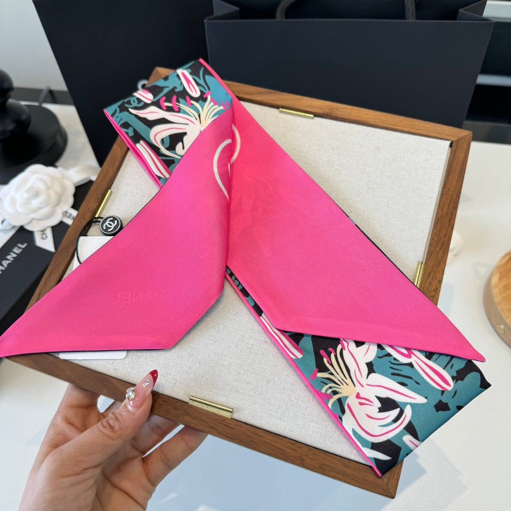 CC Twilly Mini Scarf Black Green Pink Silk 280927