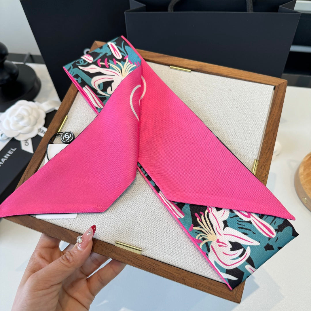 CC Twilly Mini Scarf Black Green Pink Silk 280927