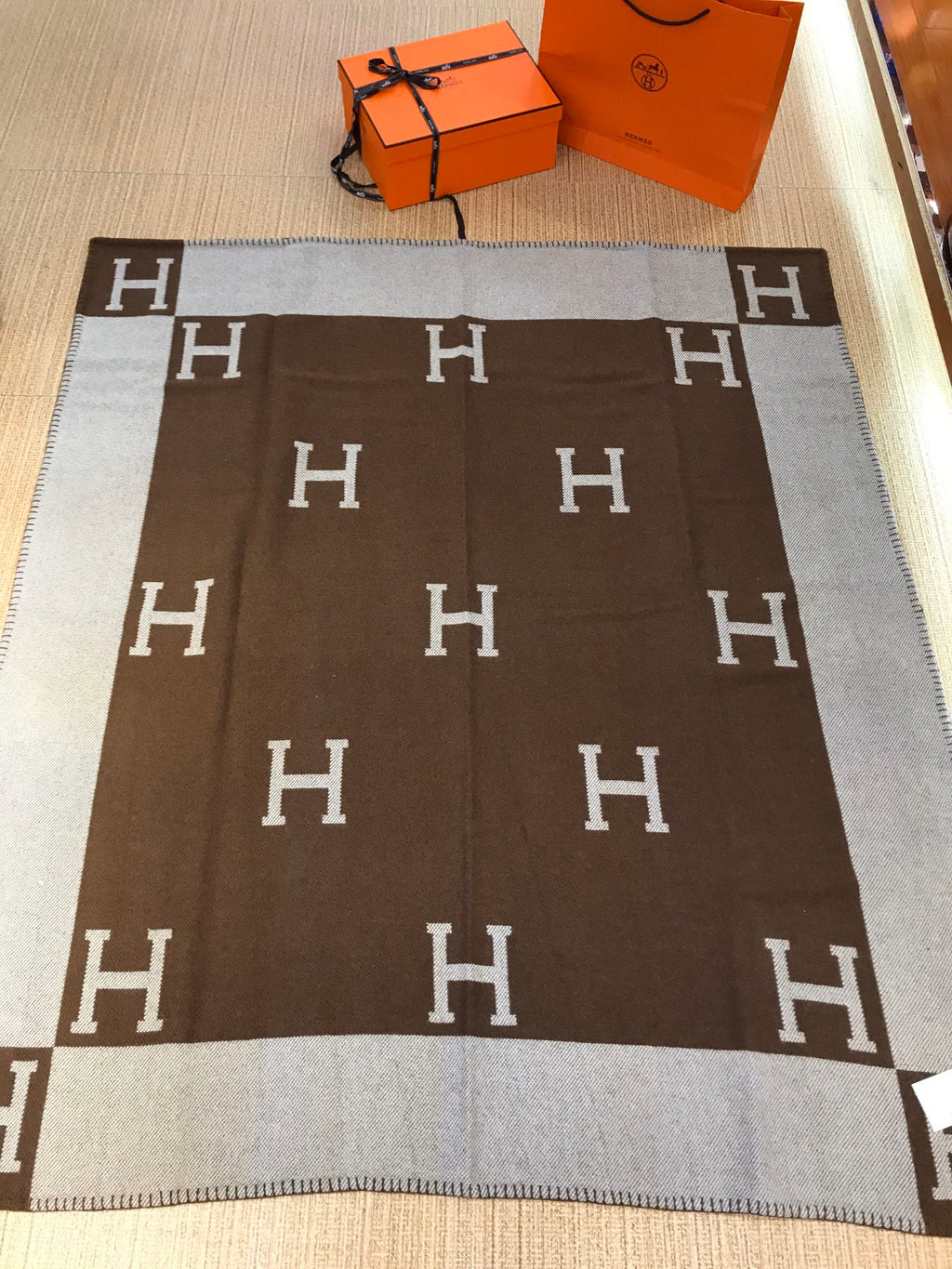 HM Avalon Blanket Brown Mix Gray Cashmere Wool 762022