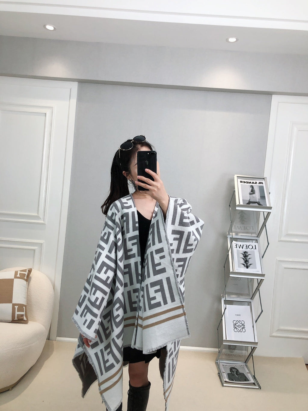 FF 140CM Two-tone White Gray Wool 103730