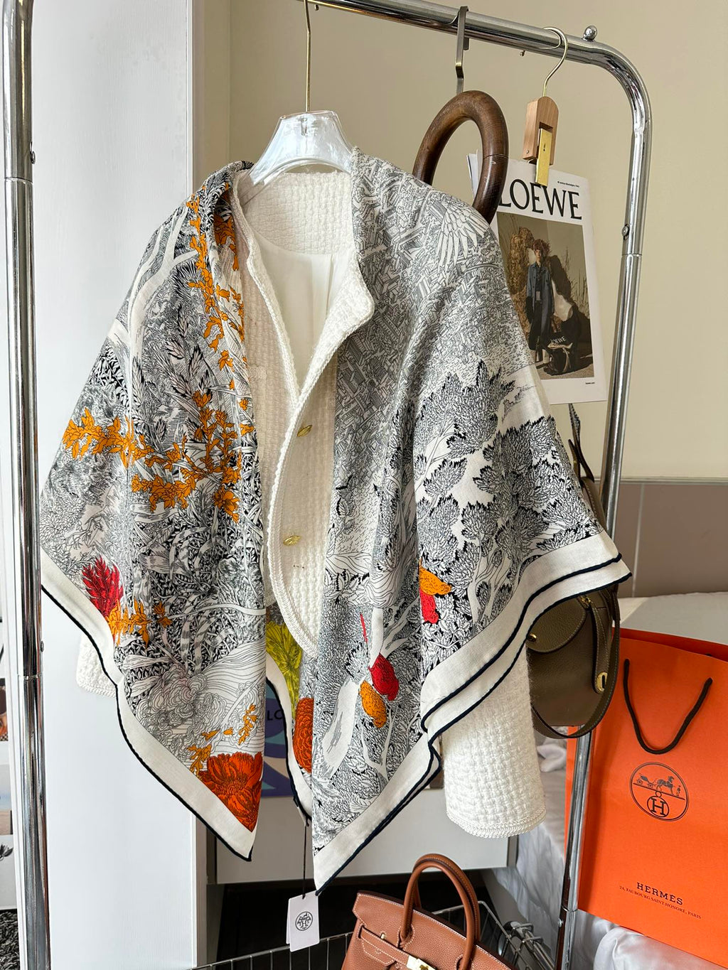 Retourala Nature Hermes Scarf 140 CM White Black Colorful Silk