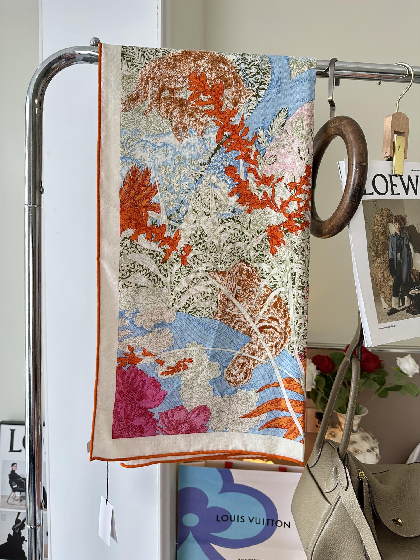 Retourala Nature Hermes Scarf 140 CM Green Gray Colorful Silk