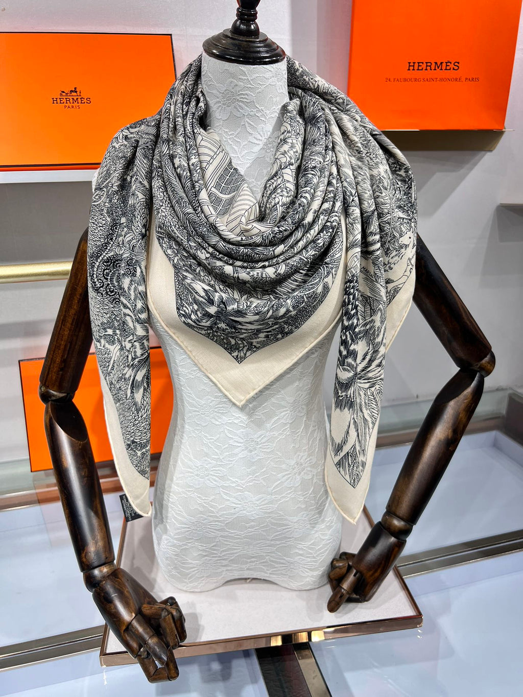 Scarf 135 CM Black White Cashmere And Silk