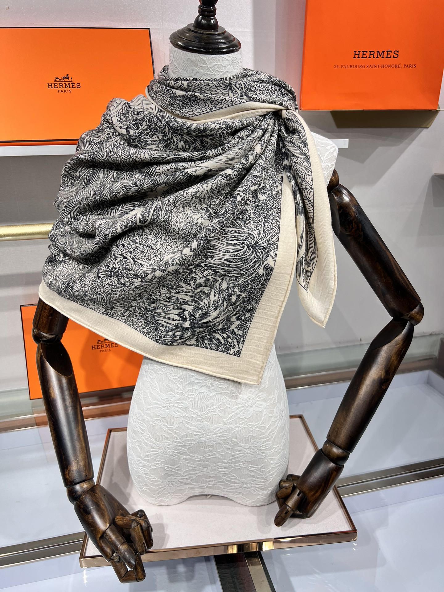 Scarf 135 CM Black White Cashmere And Silk
