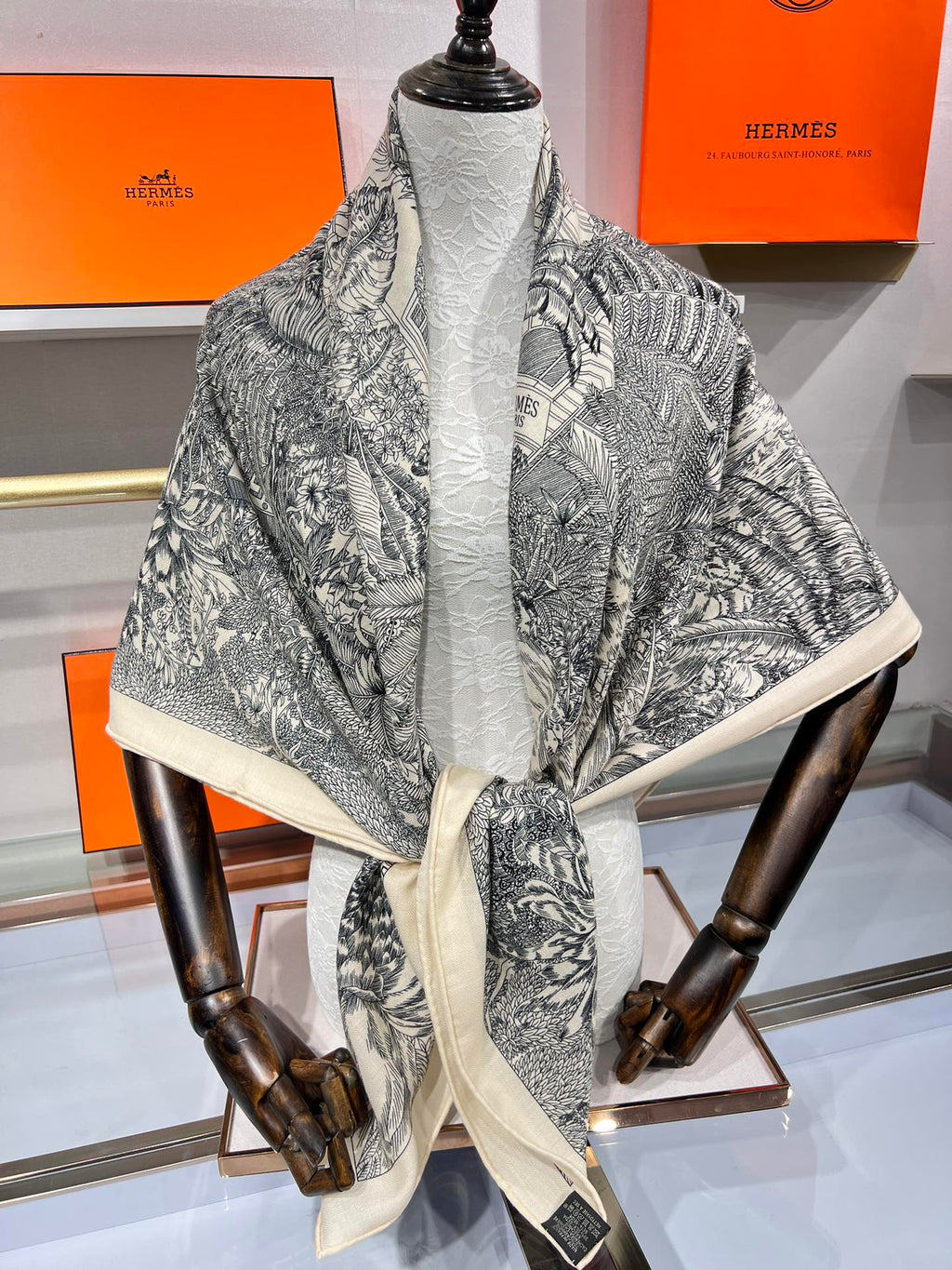 Scarf 135 CM Black White Cashmere And Silk