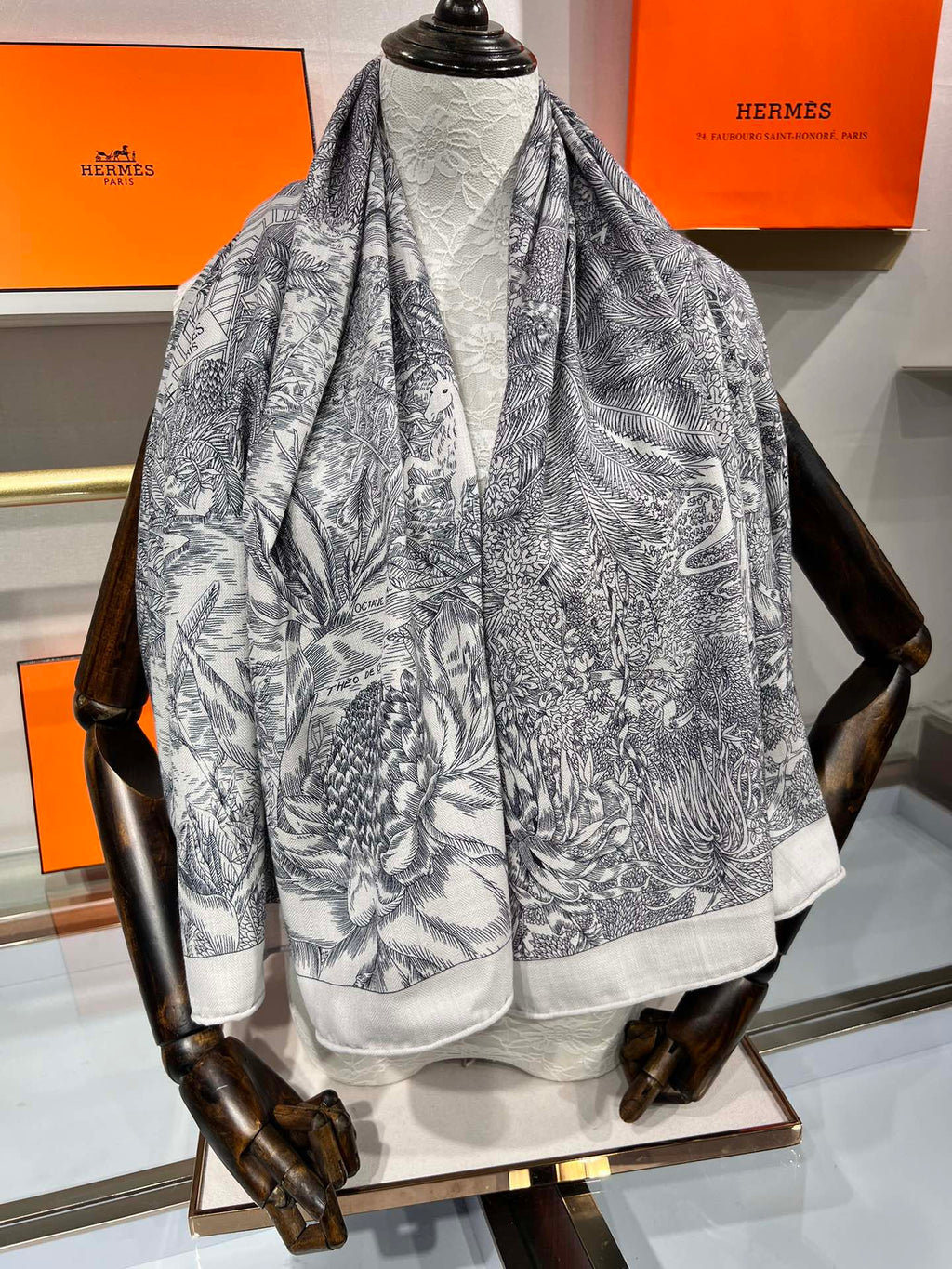 Faubourg Tropical Scarf 135 CM Grey White Cashmere And Silk
