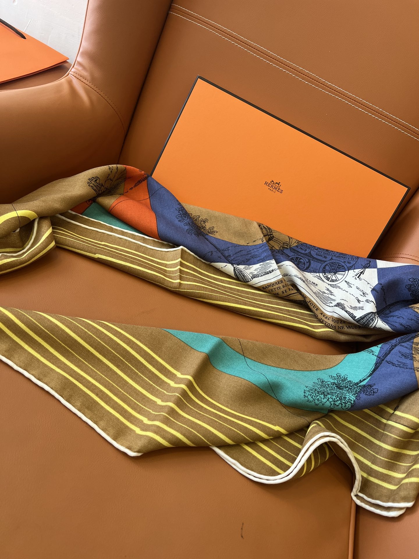 Square Scarf 140 CM In Brown Colorful Cashmere And Silk 327523