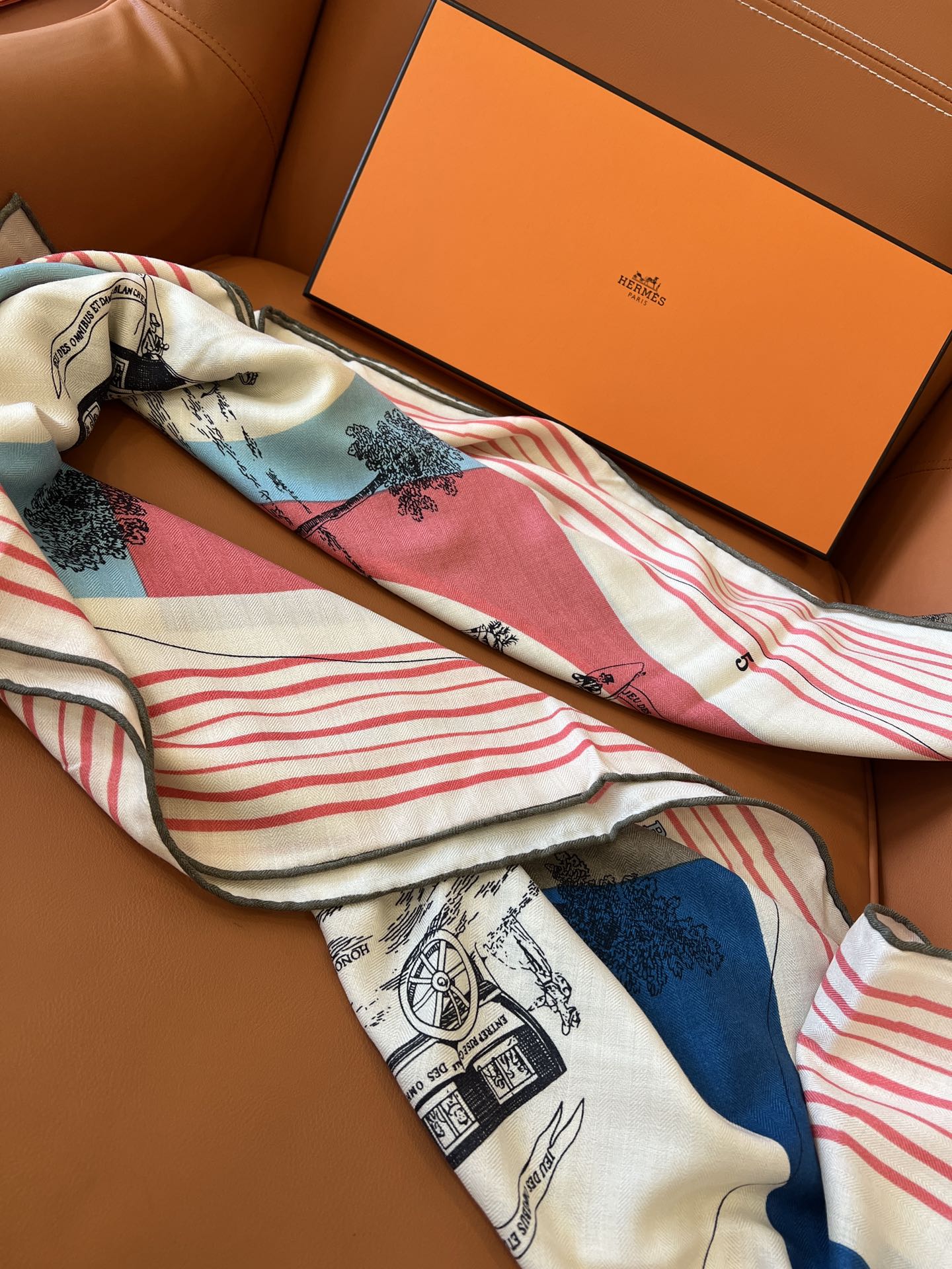 Square Scarf 140 CM In White Pink Colorful Cashmere And Silk 327520