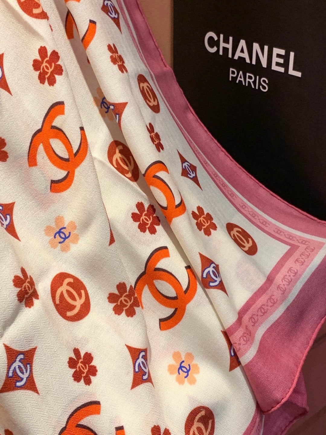 CC 26s Scarf 140 In Cashmere Silk 306123