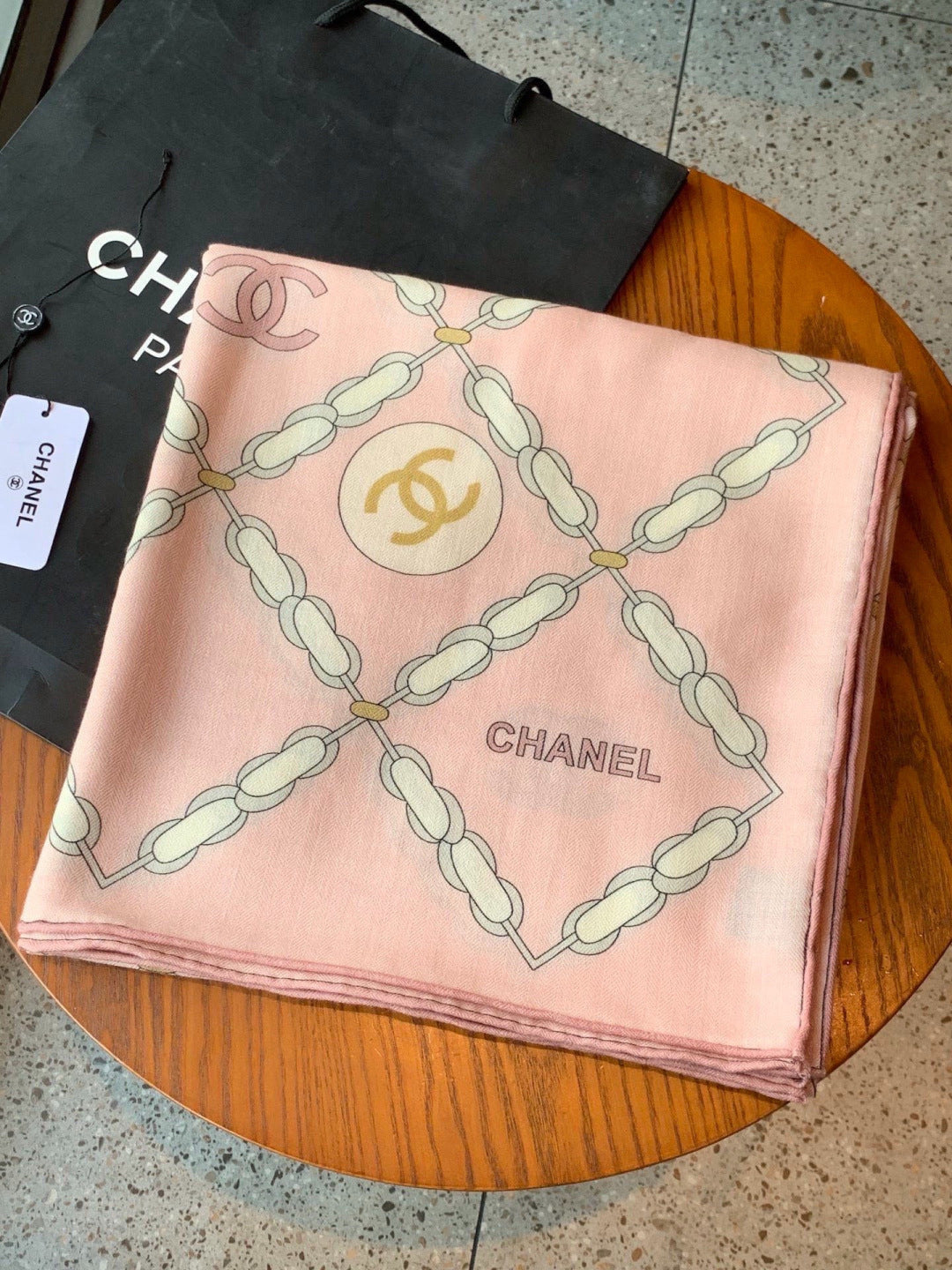 CC 26s Scarf 140 In Cashmere Silk 306125