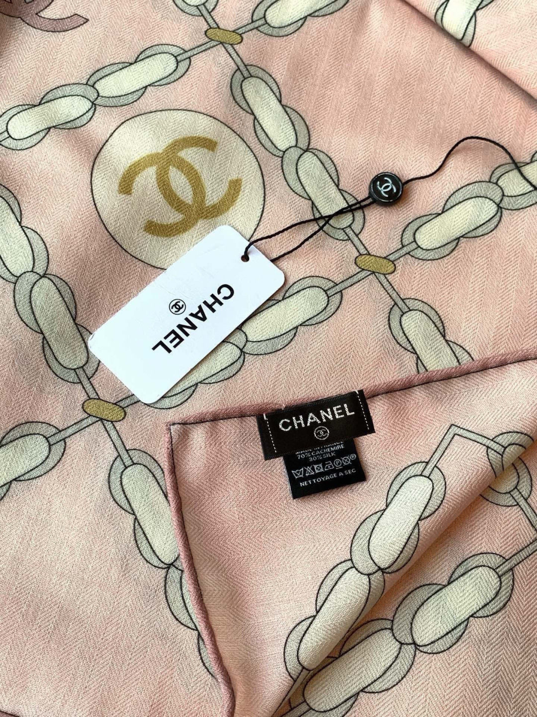 CC 26s Scarf 140 In Cashmere Silk 306125