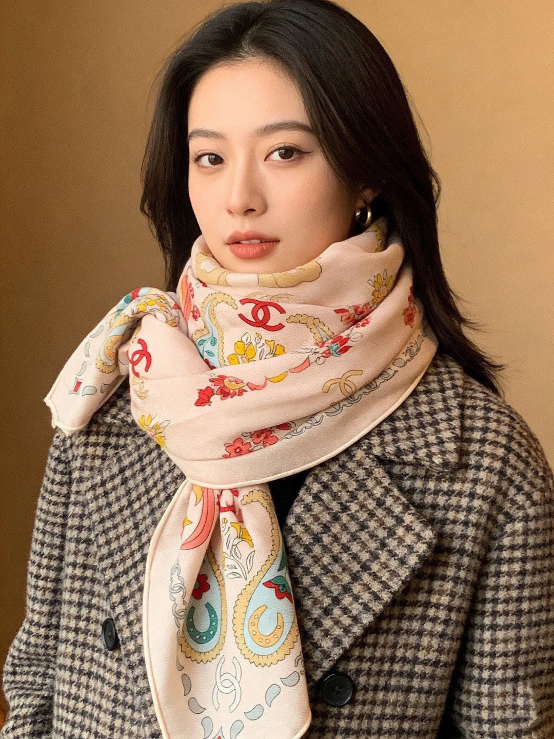 CC 26s Scarf 140 In Cashmere Silk 306129