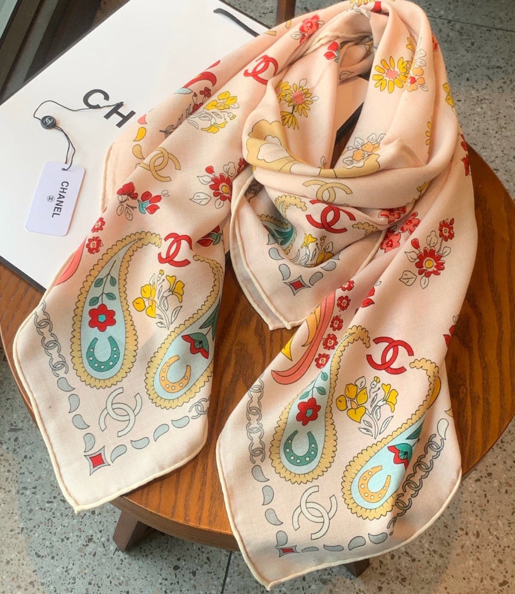 CC 26s Scarf 140 In Cashmere Silk 306129