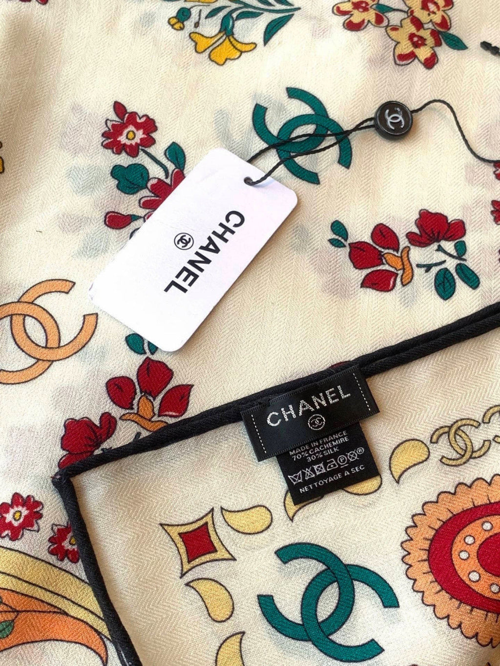 CC 26s Scarf 140 In Cashmere Silk 306130