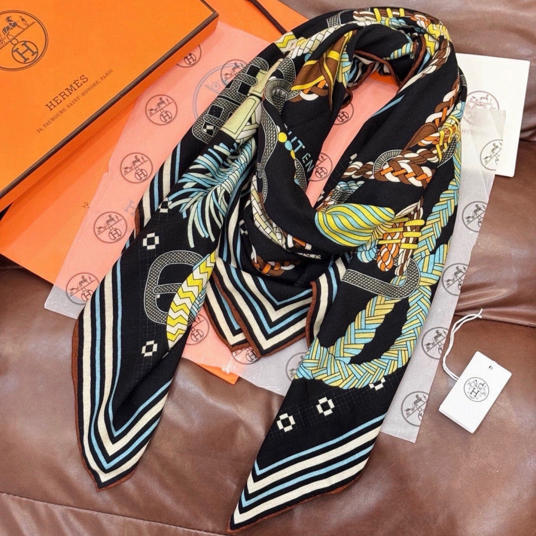 HM 26s Printed Square Scarf 135 In Cashmere And Silk 307244