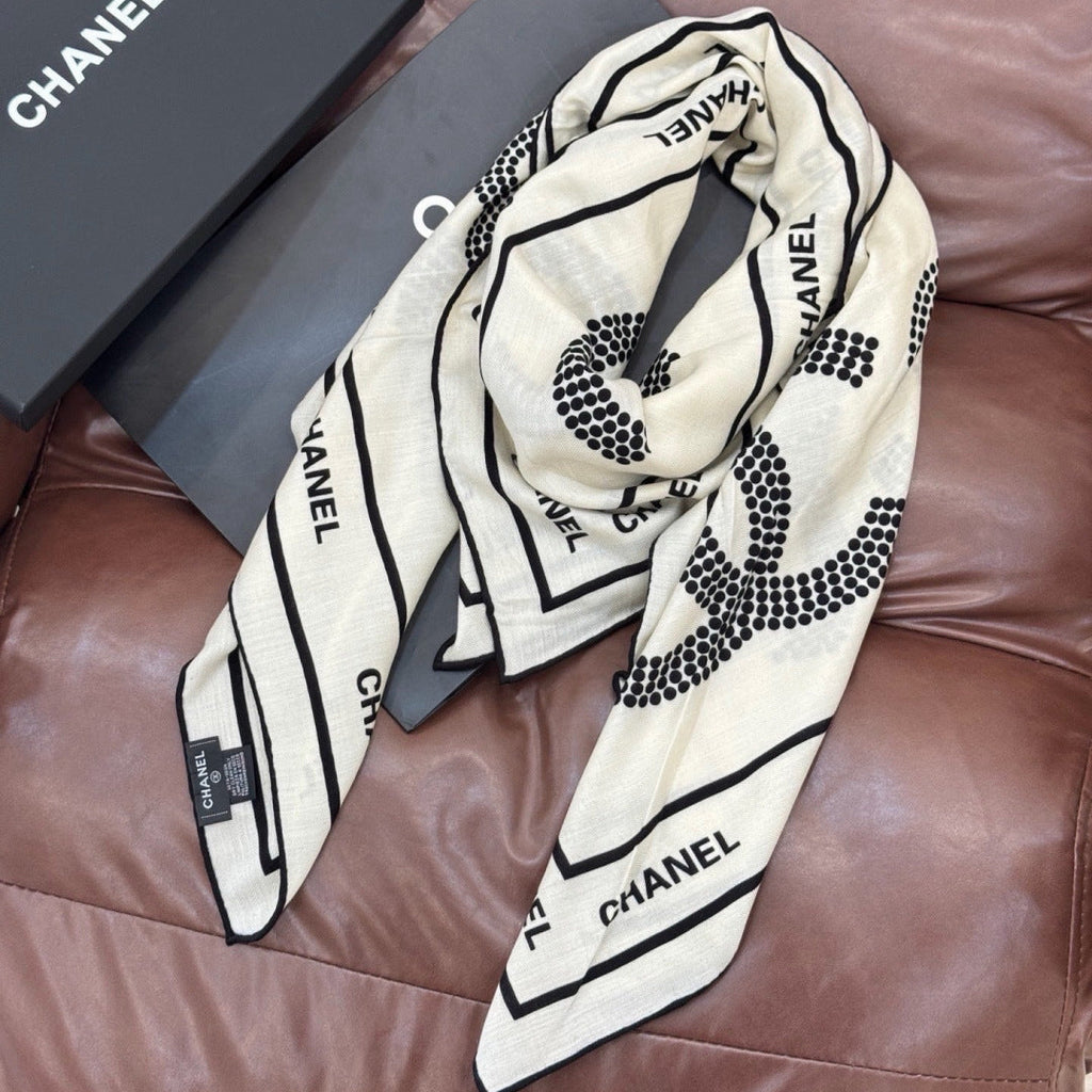 CC 26s Scarf 140 In Cashmere Silk 309307