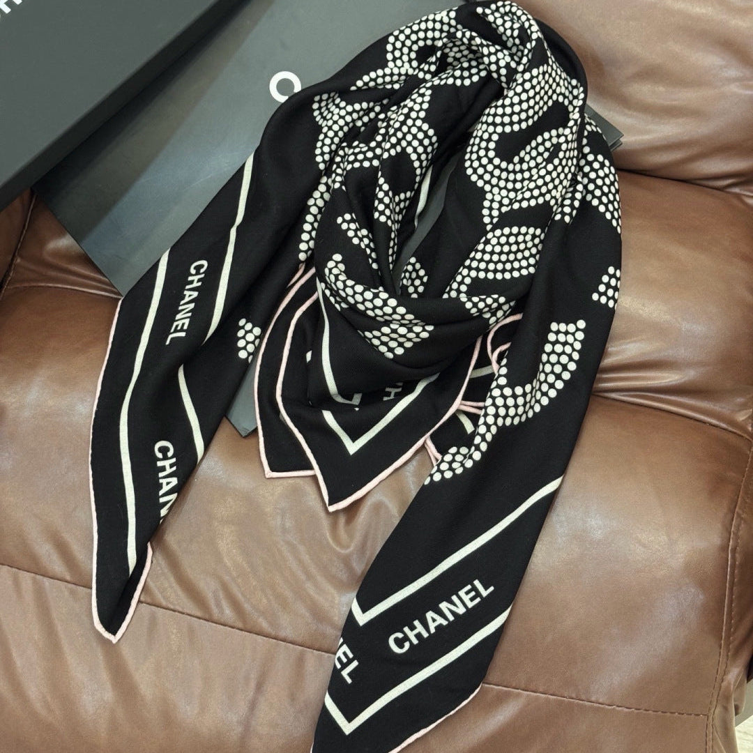CC 26s Scarf 140 In Cashmere Silk 309308