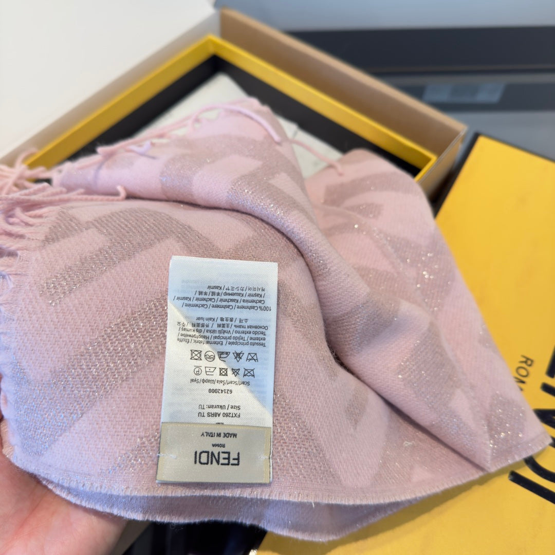FF 170CM Scarf Light Pink Cashmere 104066