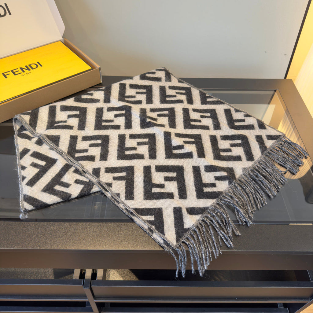FF 170CM Scarf Light Gray Black Cashmere 104067