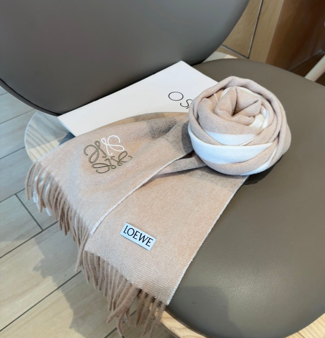 Loewe Scarf 180CM Beige Cashmere 969481