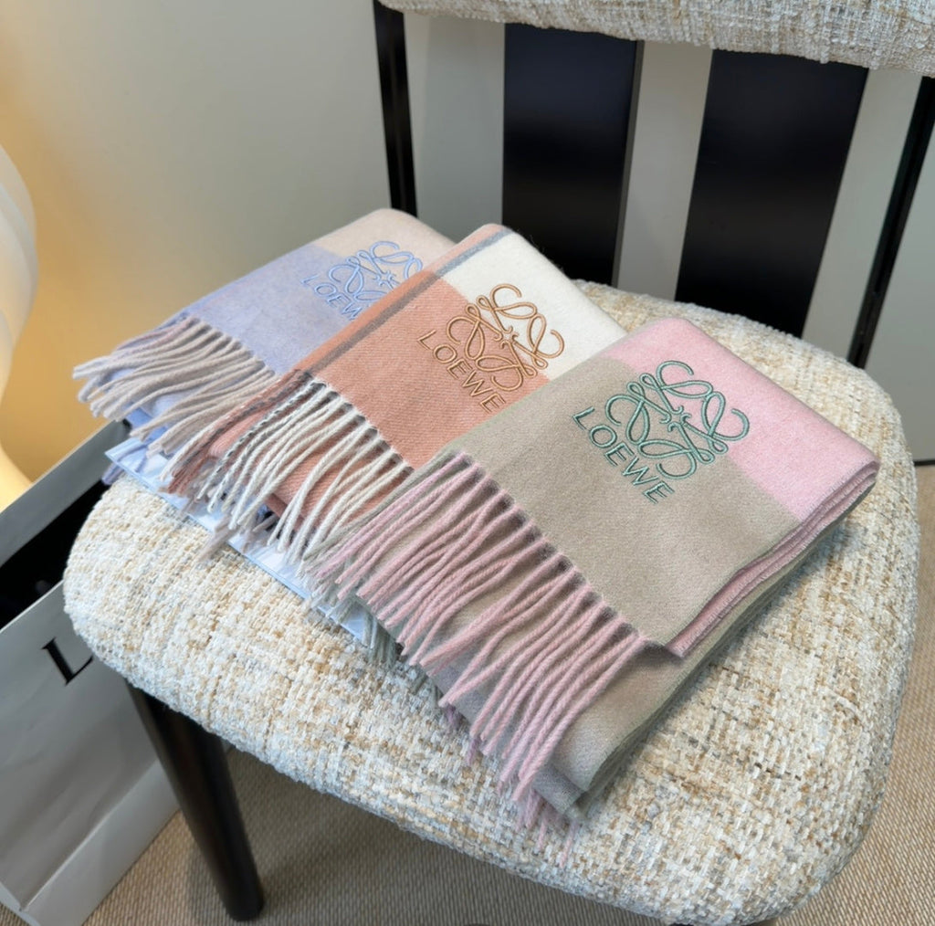 Loewe Scarf 180CM Dusty Pink Cashmere 969487