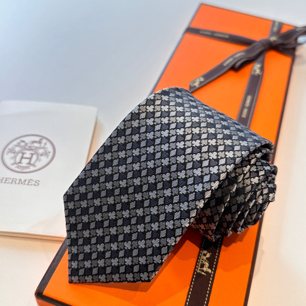 HM Carre d'As Tie Black Twill Silk 210007