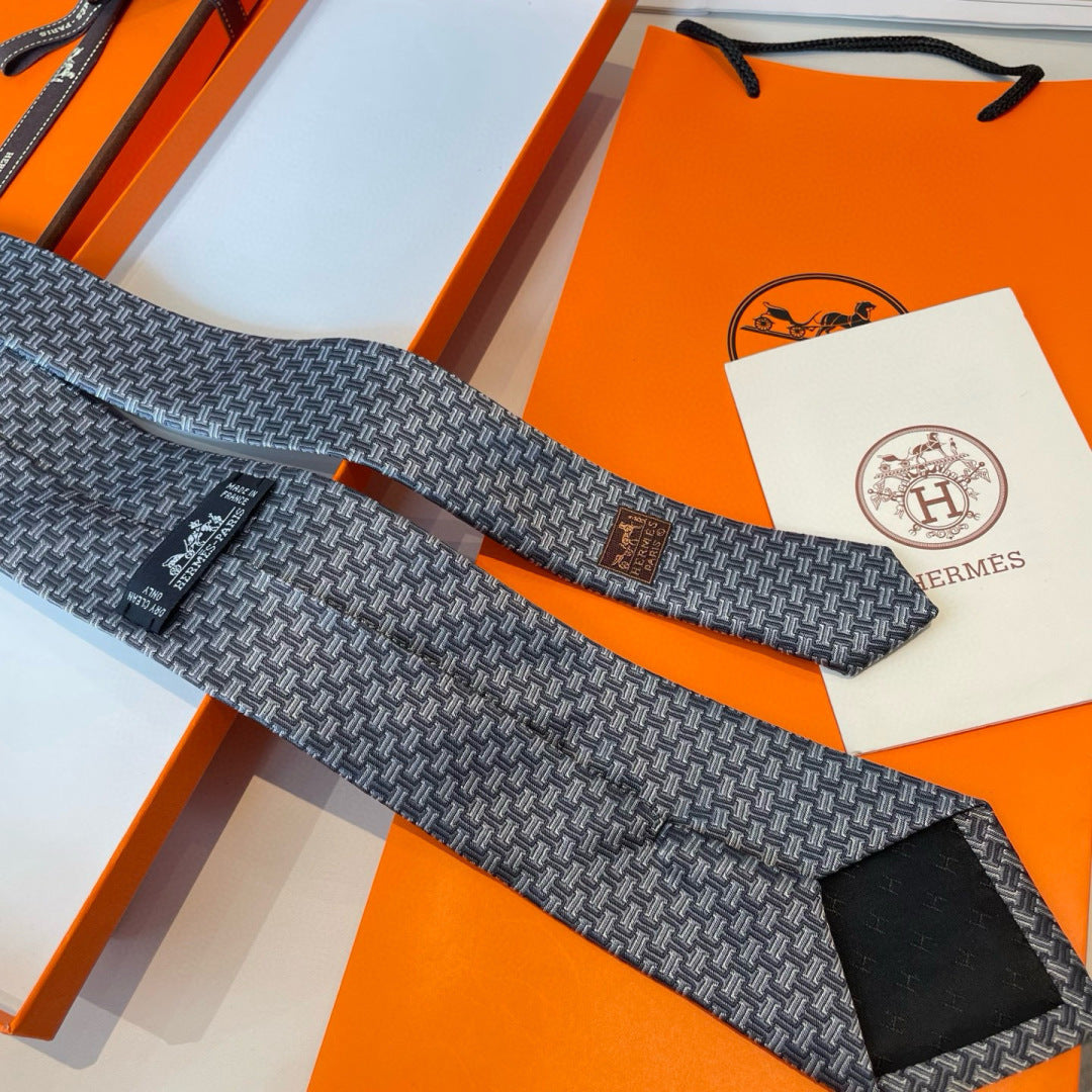 HM Maze Escape Tie Grey Twill Silk 212118