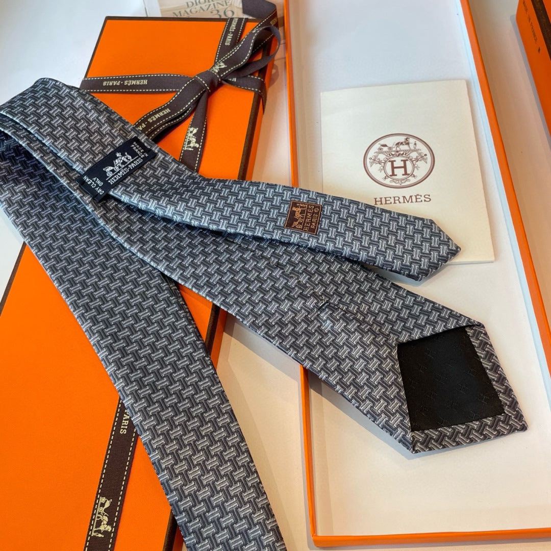 HM Maze Escape Tie Grey Twill Silk 212118