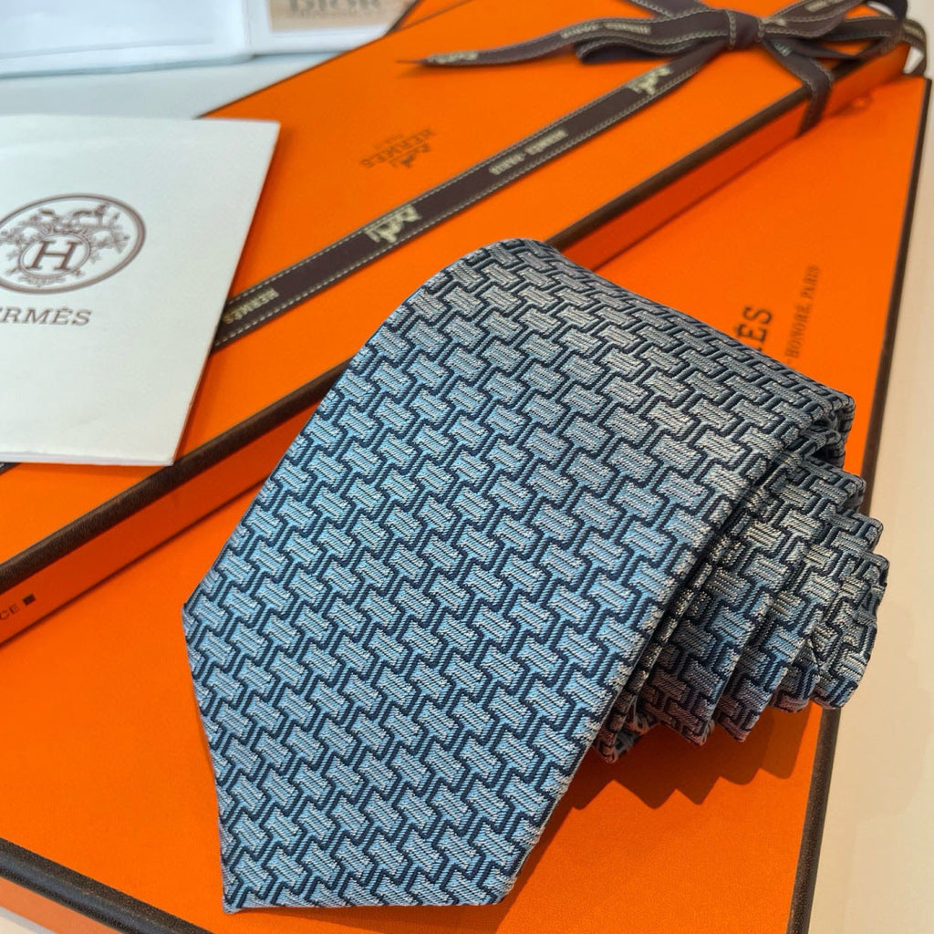 HM Maze Escape Tie Light Blue Twill Silk 212122